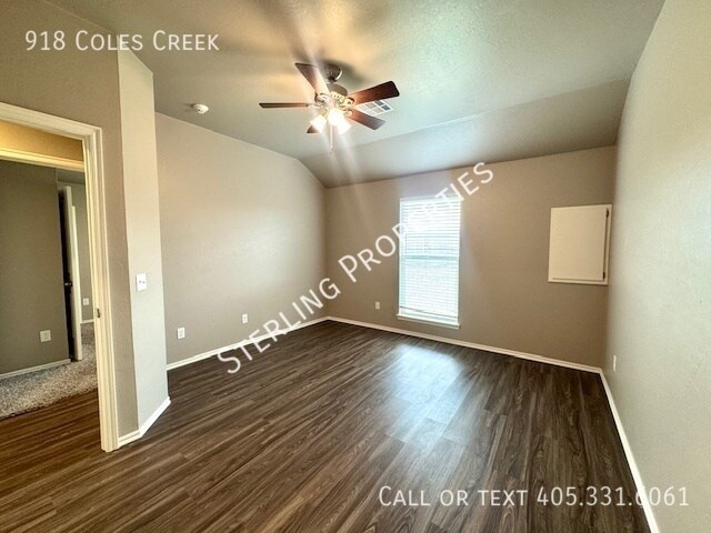 Building Photo - 918 Coles Creek