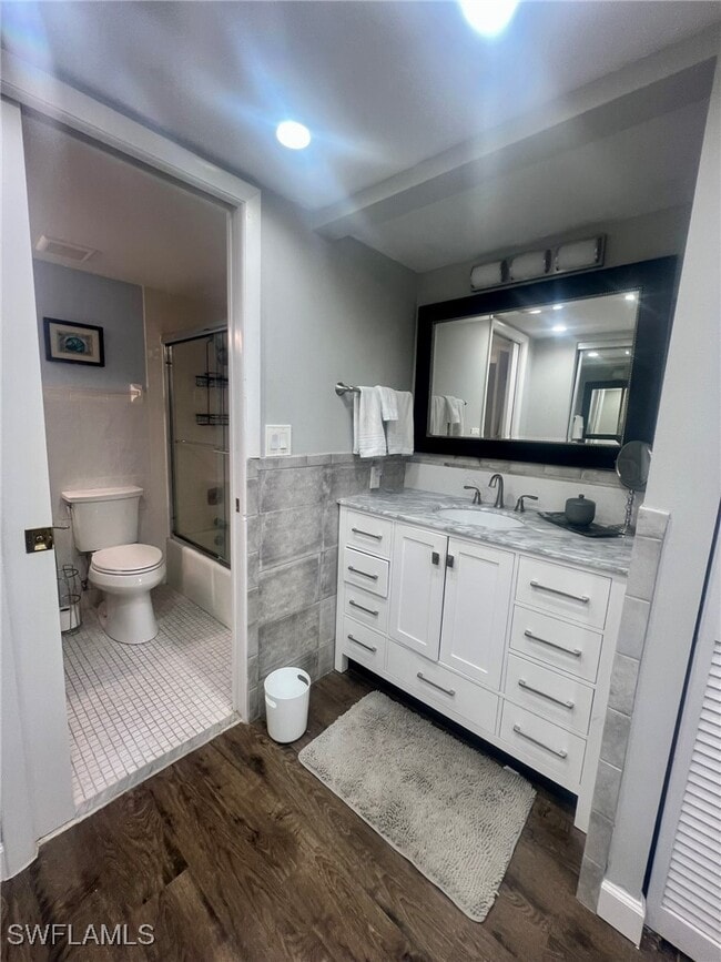 Building Photo - 9524 Gulf Shore Dr