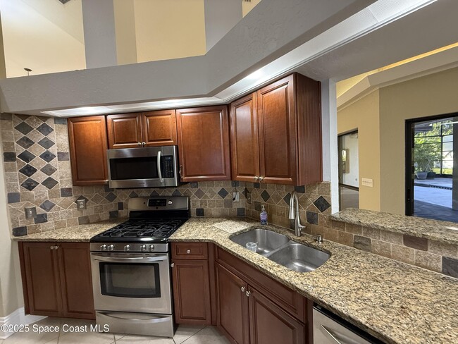 Building Photo - 108 Windward Way