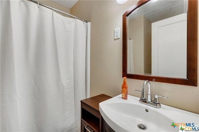 Building Photo - 1902 S 9th St