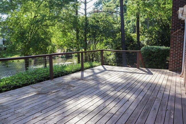 Building Photo - 38 White Heron Ct