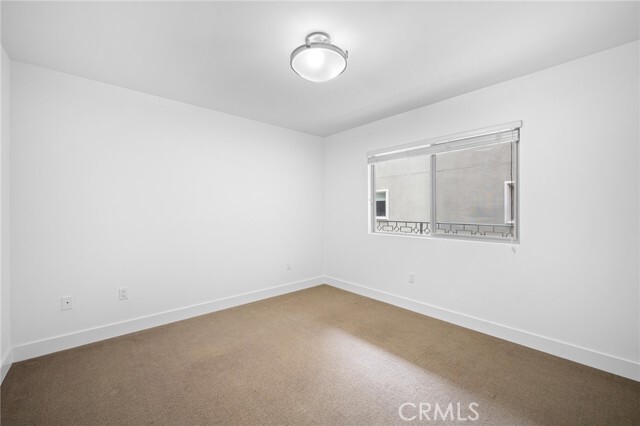 Building Photo - 11023 Fruitland Dr