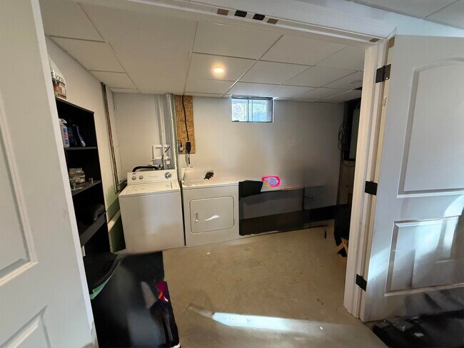 Building Photo - 116 Hilliard Rd