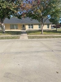 Building Photo - 4300 Mackey Dr