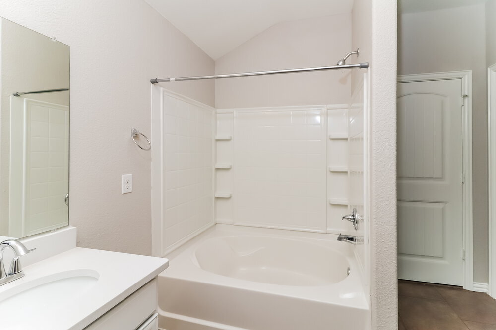 Building Photo - 2412 Hawkwood Ct