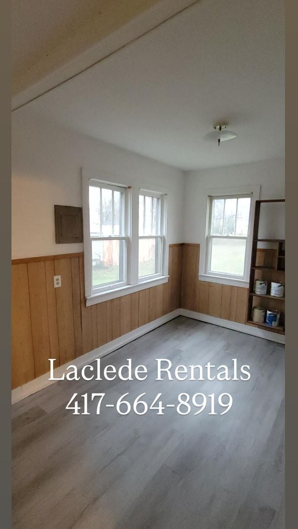 Building Photo - 2+ Bedroom 1 Bathroom