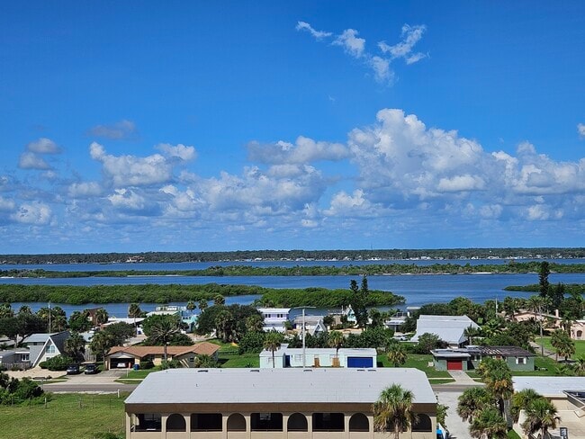 Halifax River View - 3797 S Atlantic Ave