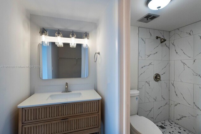 Building Photo - 10290 NW 9th St Cir