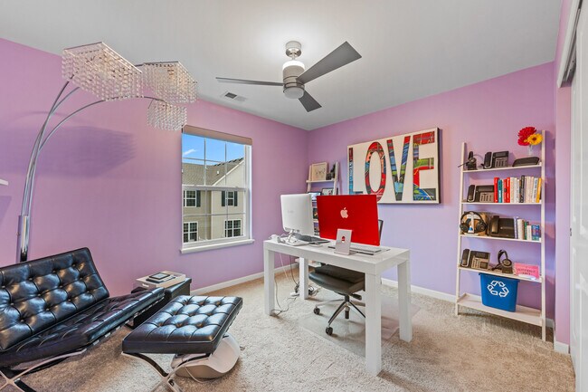 Building Photo - 1627 Sager Way