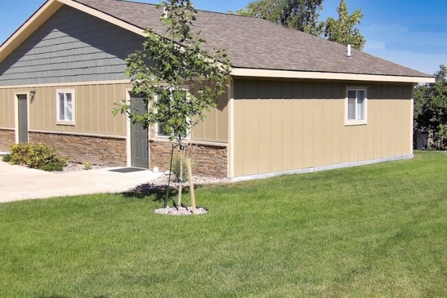 Primary Photo - 506 Waukesha Ave