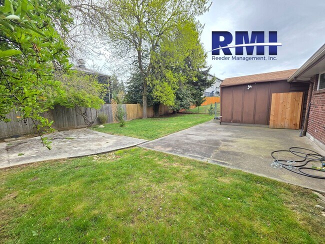 Building Photo - 7409-7411 20th St W