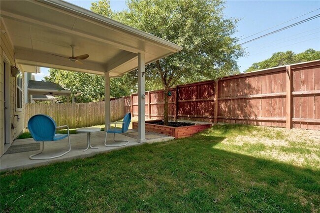 Building Photo - 7408 Buchholz St