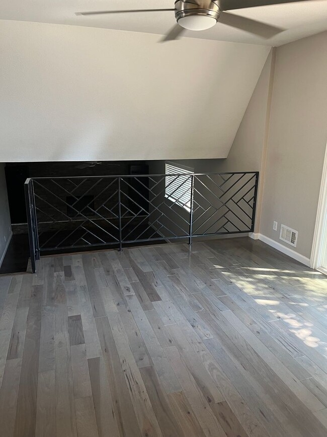 Building Photo - REDUCED PRICE! Beautiful 4bd 3bth Home Move In Ready!