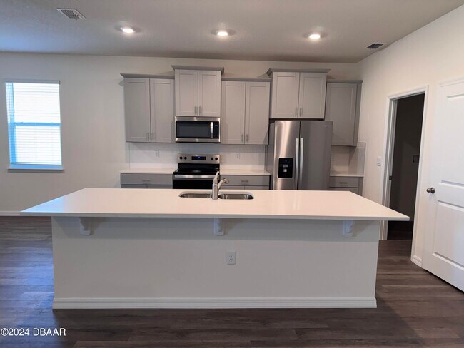 Building Photo - 341 Merimont Ln