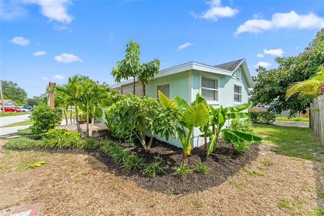 Building Photo - 6470 64th Ave N