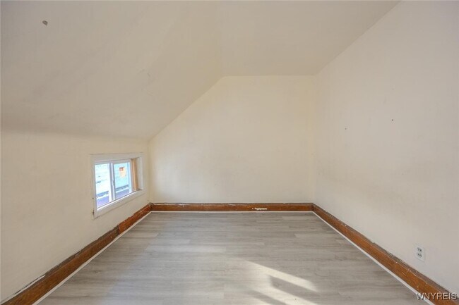 Building Photo - 62 Sweet Ave