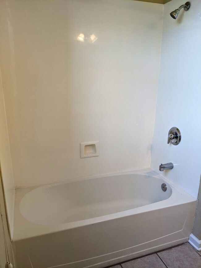 Building Photo - Ventura at Stonebridge Commons – 3 Bedroom...