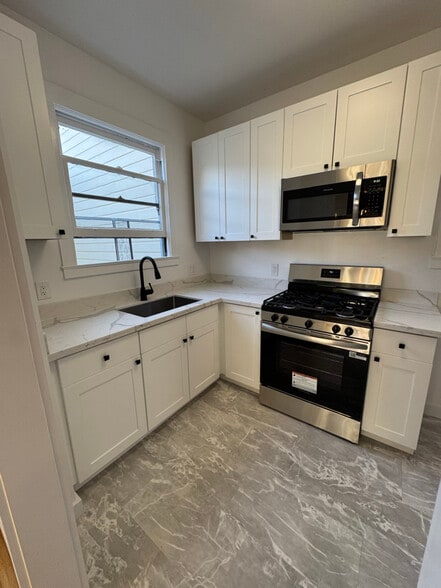 Building Photo - 3465 22nd St