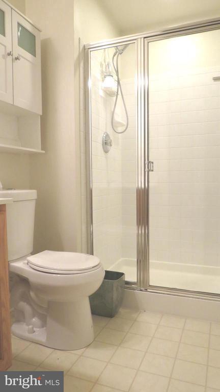 Building Photo - 2707 Hollywell Ct