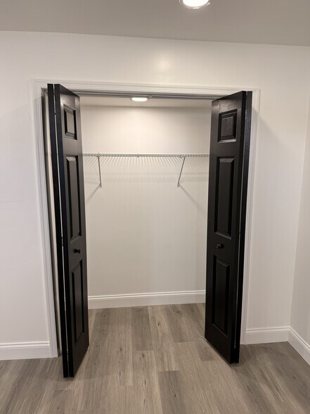 Bedroom 1 - 2907 Bridgewater Dr