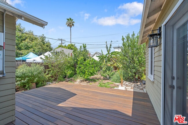 Building Photo - 4609 W 17th St