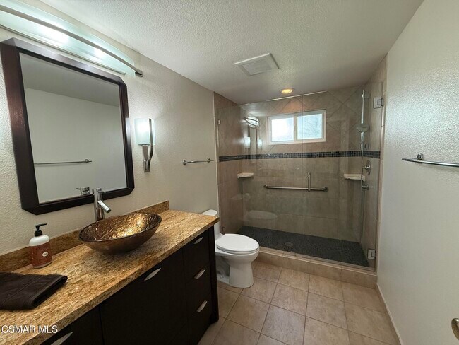 Building Photo - 1275 Willsbrook Ct