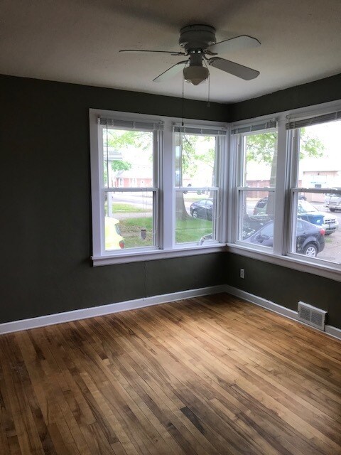 Building Photo - 3 Bedroom, 1 Bath Home in Edwardsville