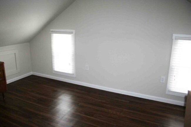 Building Photo - Cedar Street Lititz
