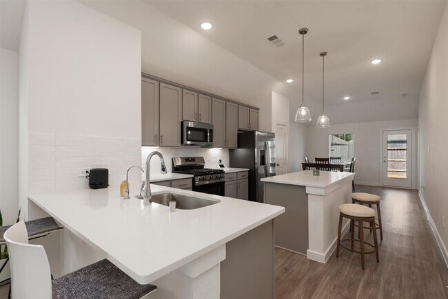Building Photo - 17230 Black Ash Ct