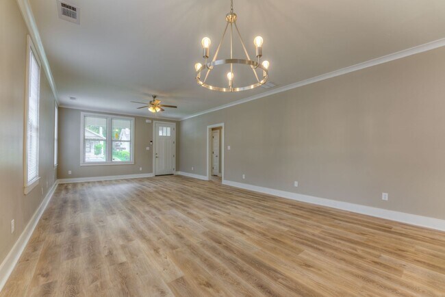 Building Photo - Newer construction home within walking dis...