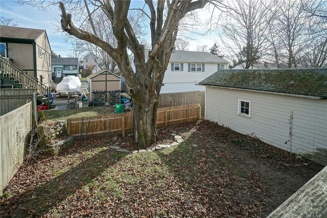 Building Photo - 5 Cummings Rd