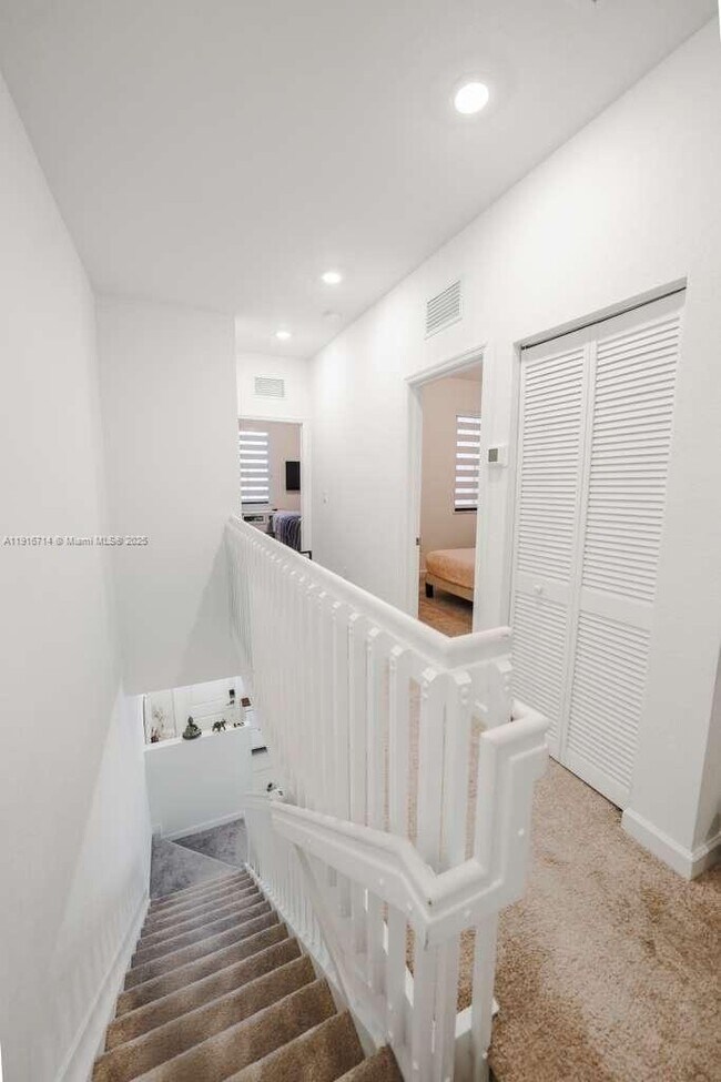 Building Photo - 12869 SW 233rd Terrace