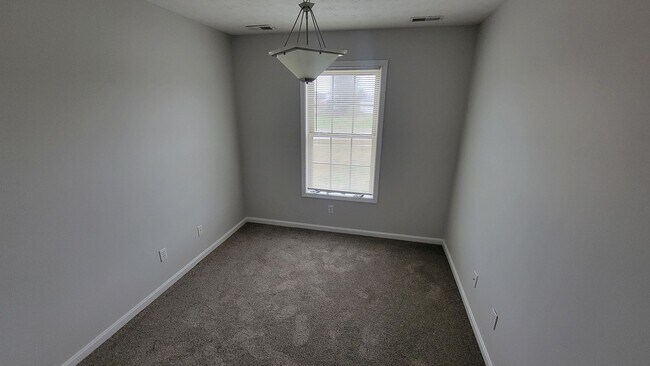 Building Photo - Adorable 3-Bedroom 2-bath Home in Mount Washington!!!