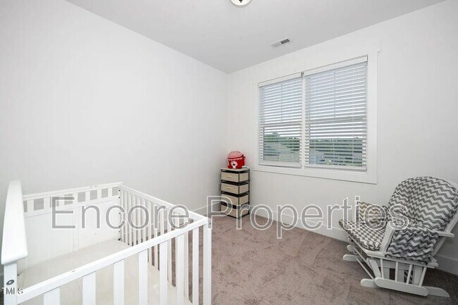 Building Photo - 51 Buckstone Pl