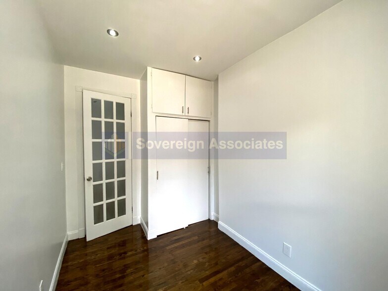 Building Photo - 523 W 135th St