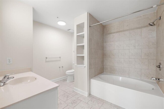 Building Photo - 345 Bayshore Blvd