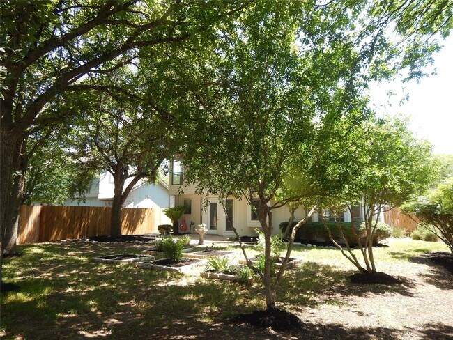 Building Photo - 2503 Autrey Dr
