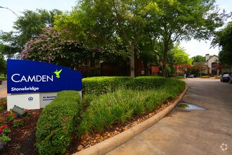 Building Photo - Camden Stonebridge