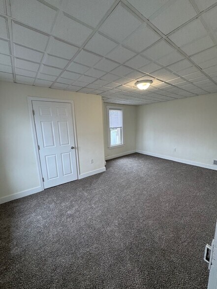 Building Photo - 2020 Atlantis Dr