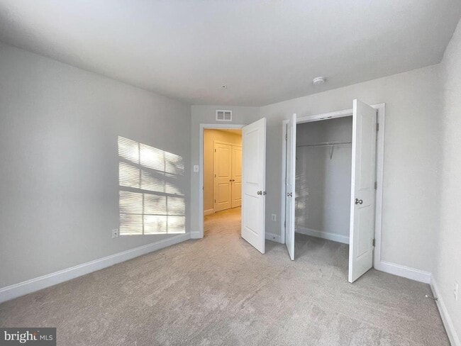 Building Photo - 3659 Duckhorn Way