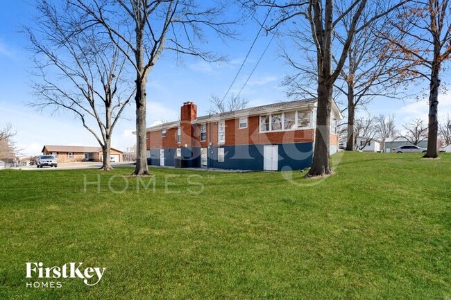 Building Photo - 521 Linda Ln