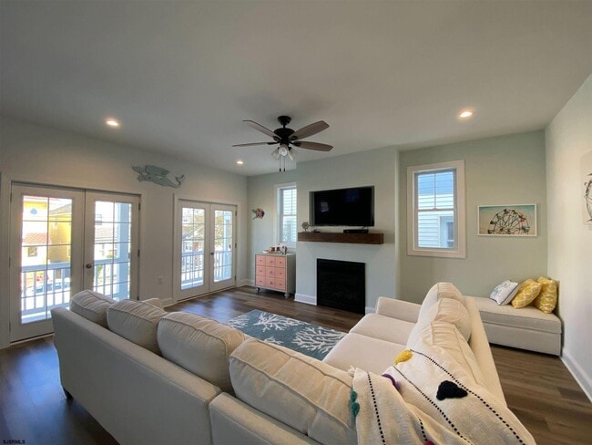 Building Photo - 118 N New Haven Ave