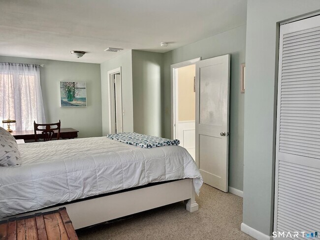 Building Photo - 51 Billow Rd