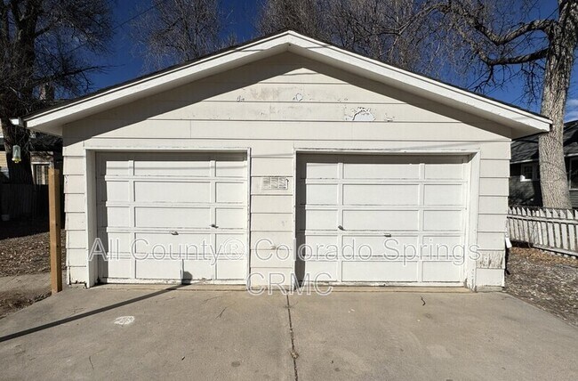 Building Photo - 330 E Cache La Poudre St