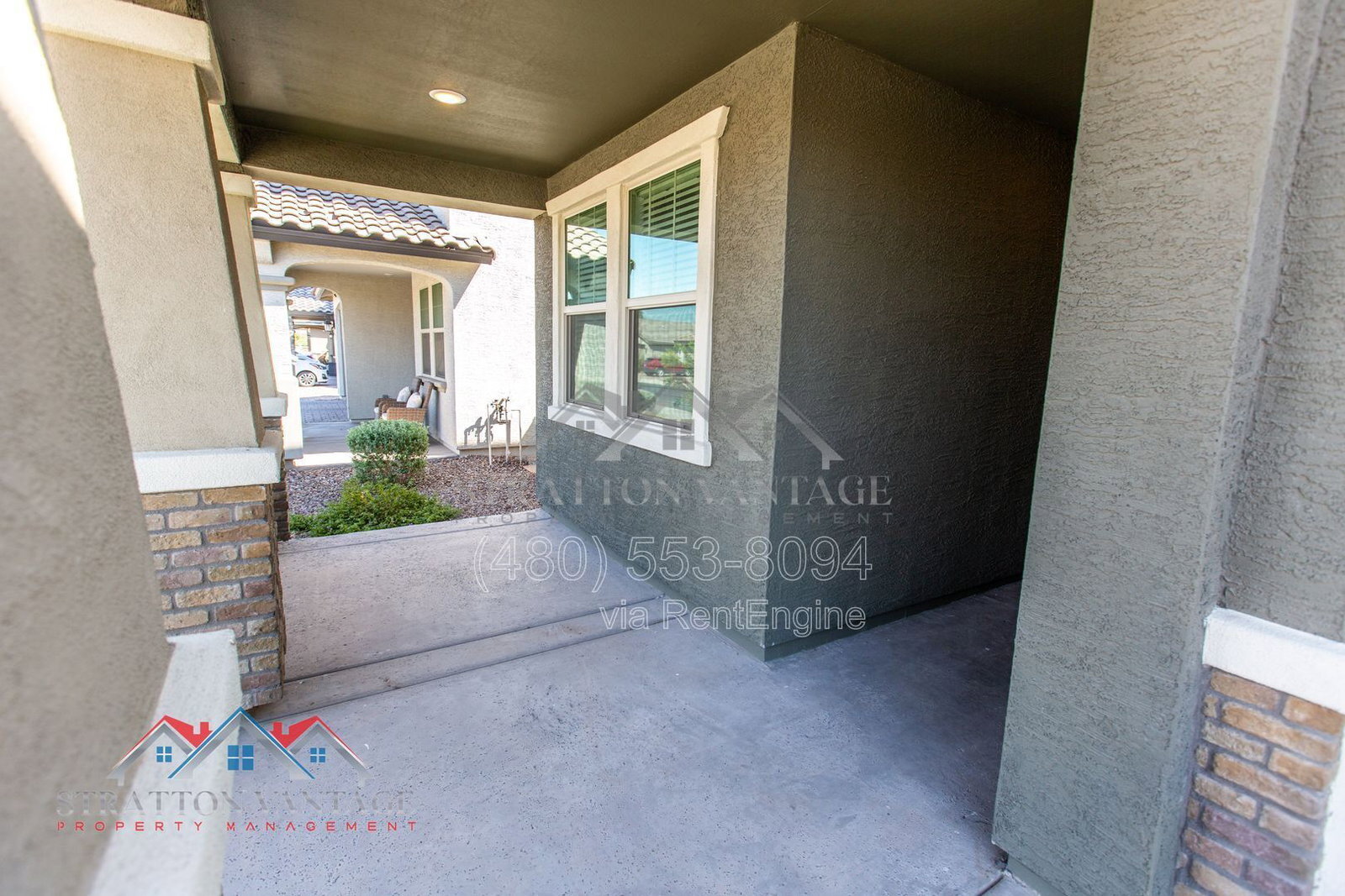 Building Photo - 15075 W McKinley St