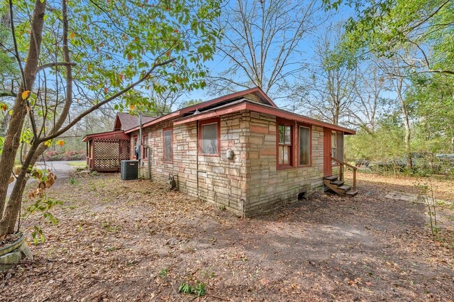 Building Photo - For Rent – Mobile, AL