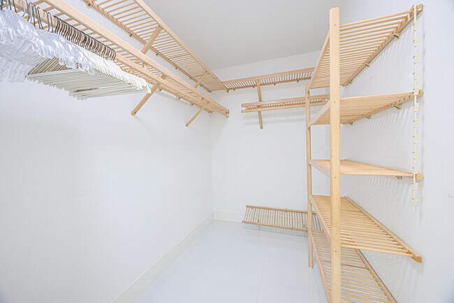 Building Photo - 23246 L'Ermitage Cir