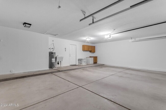 Building Photo - 387 W Larona Ln
