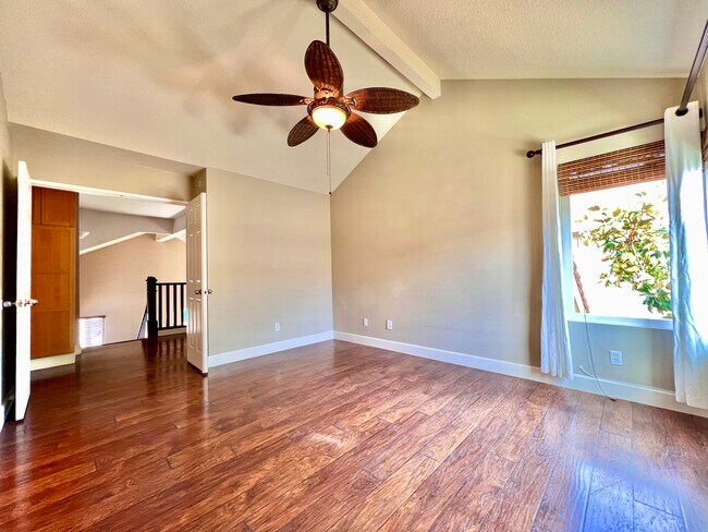 Building Photo - 28556 Rancho-Laguna