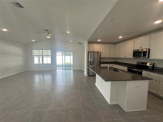 Building Photo - 8795 SW 135th Pl